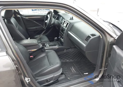 2008 Chrysler 300 Touring z USA, uszkodzony, nr VIN 2C3KA53GX8H255648